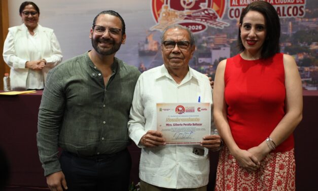 Tiene Coatzacoalcos nuevo Cronista de la Ciudad: nombran al profesor Gilberto Peralta Baltazar