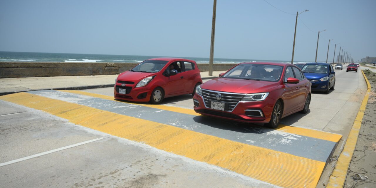 Ayuntamiento anuncia colocación de bolardos para reforzar la seguridad vial en Coatzacoalcos