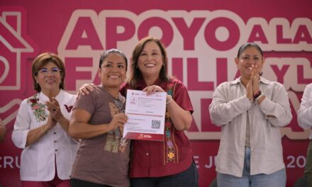 Rocío Nahle entrega 5 mil 763 apoyos y anuncia una nueva etapa de Apoyo a la Palabra para el puerto de Veracruz