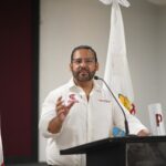 Anuncia Pedro Miguel Rosaldo García nueva Unidad Médica Móvil permanente para Coatzacoalcos