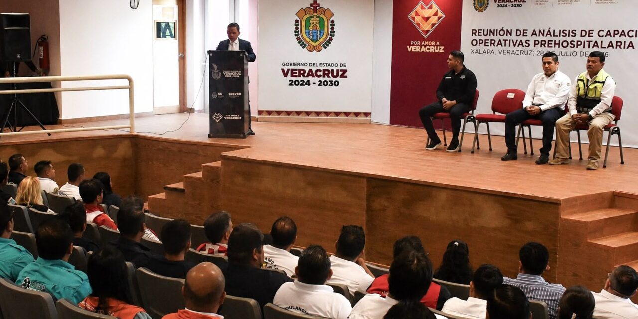 Promueve Salud unificación de criterios para la regulación de los servicios de ambulancia en Veracruz