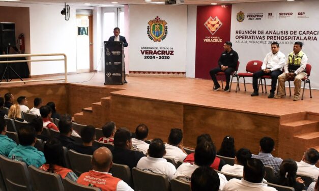 Promueve Salud unificación de criterios para la regulación de los servicios de ambulancia en Veracruz