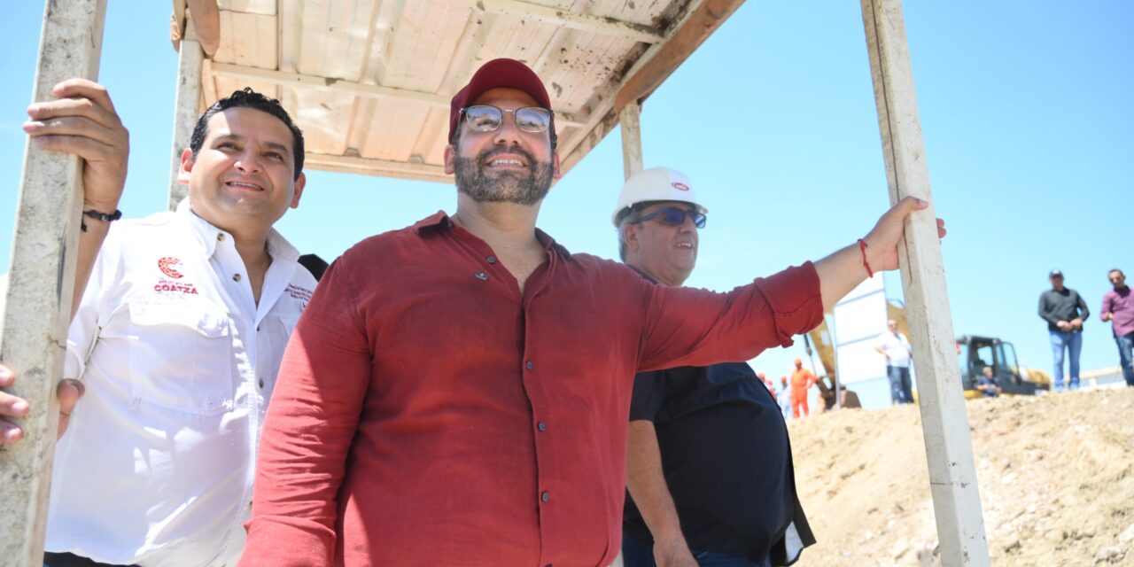 Recupera Pedro Miguel Rosaldo canal pluvial con más de 35 años sin dragado profundo y beneficia a más de 5 mil habitantes de Coatzacoalcos