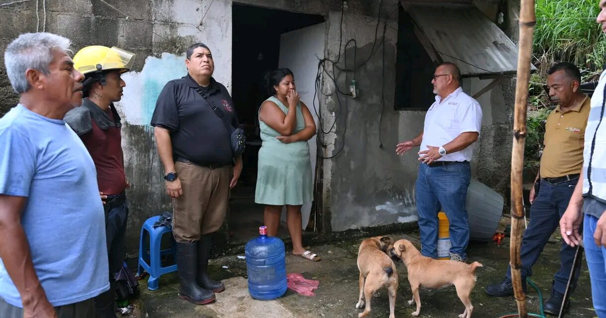 Activan protocolos de emergencia por fuertes lluvias en Coatzacoalcos