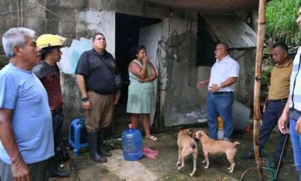 Activan protocolos de emergencia por fuertes lluvias en Coatzacoalcos