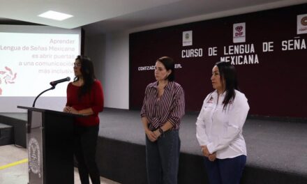 Capacitan a servidores públicos de Coatzacoalcos en Lengua de Señas Mexicana
