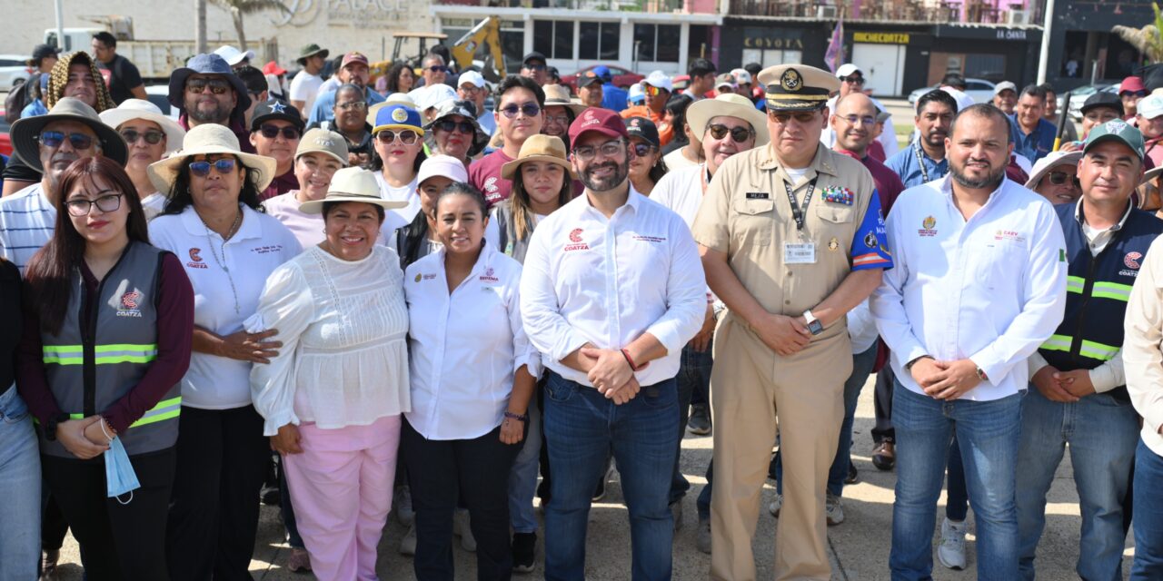 Recolecta Sedema 1.8 toneladas de residuos en playas de Coatzacoalcos