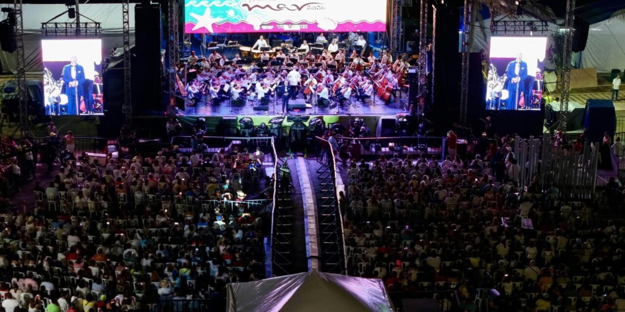 La majestuosa voz y calidad de Javier Camarena y Natalia Jiménez cautivaron a miles de asistentes en el Festival del Mar