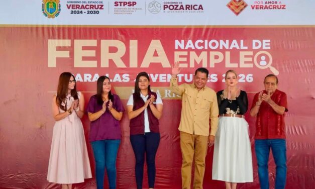 STPSP acerca a jóvenes de Poza Rica más de mil 300 oportunidades laborales