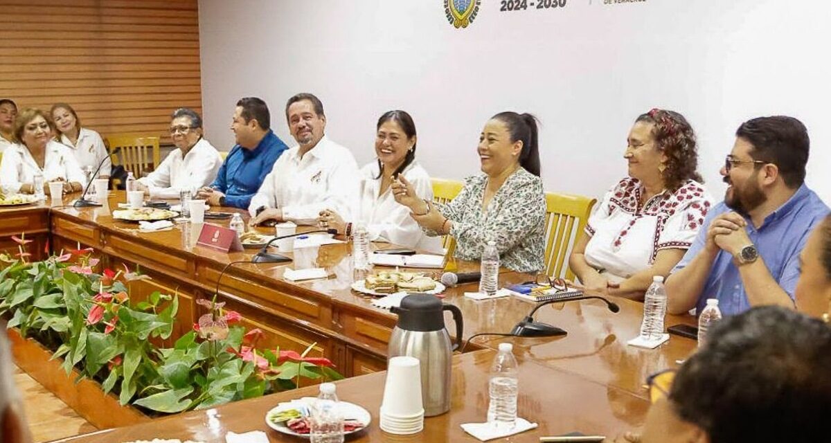 Titular de SEV Raquel Bonilla se reúne con la dirigencia de la Sección 32 del SNTE