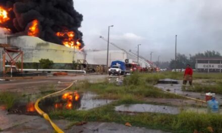 Atiende Pemex incidente en la Terminal de Almacenamiento Pajaritos