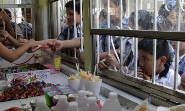 SEV regula operación de cooperativas escolares, padres de familia vigilarán la buena operación
