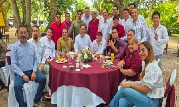 Astrolabio Político