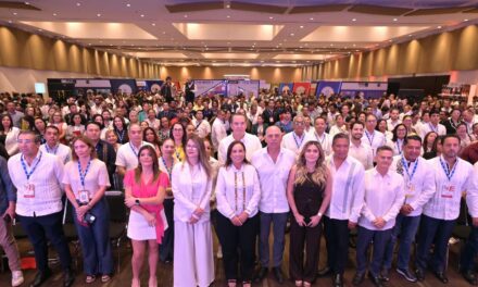 Inaugura Rocío Nahle Fábrica de Negocio; Veracruz abre sus puertas a la inversión y al intercambio comercial