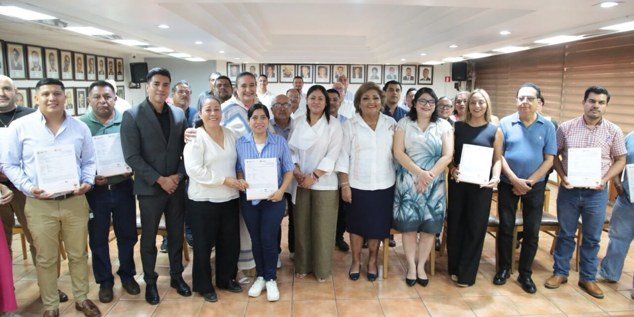 Entrega SEV 19 nombramientos definitivos a docentes de Misiones Culturales