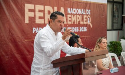 Ofertan 684 vacantes en la Feria Nacional de Empleo para las Juventudes en Coatzacoalcos