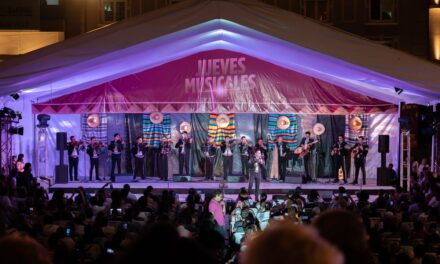 Plaza Lerdo se llenó de música mexicana con Gala con Mariachi