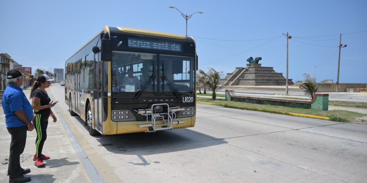 Acelera Pedro Miguel Rosaldo modernización del transporte en Coatzacoalcos