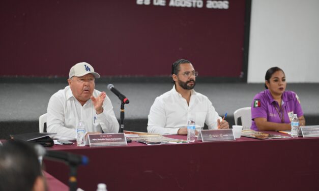 Fortalece Pedro Miguel Rosaldo coordinación institucional para mejorar atención a personas migrantes en Coatzacoalcos