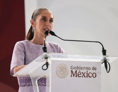 Estado no obliga asistir a informe de presidenta, como veracruzanos deben estar al tanto de las acciones del gobierno federal