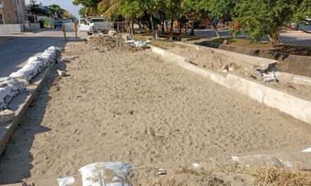 Despliega Ayuntamiento de Coatzacoalcos frentes simultáneos de bacheo y mejoramiento vial en diversos sectores