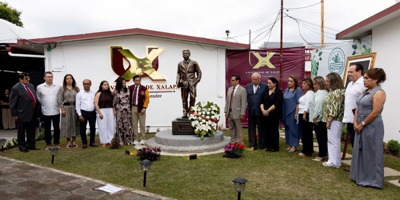 A 34 años de distancia, la UX primera universidad privada de Xalapa ‘sigue trascendiendo’