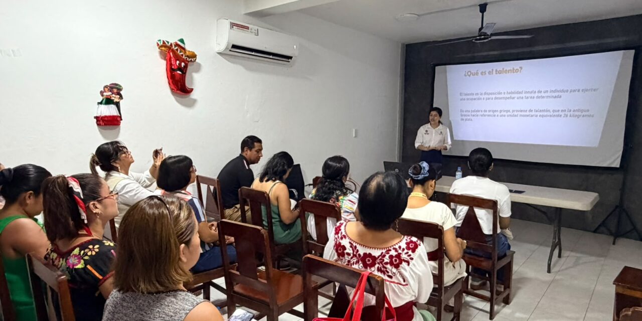 Impulsa SECTUR la capacitación turística y cultural en Papantla