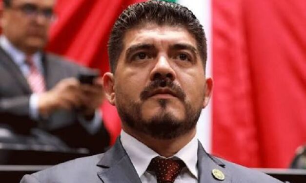 Astrolabio Político