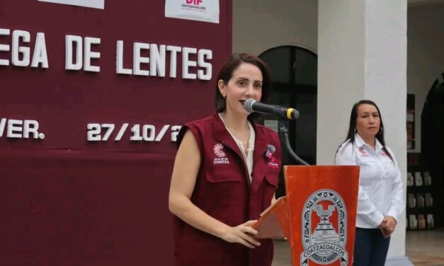 Entrega DIF Coatzacoalcos 300 lentes en beneficio de las familias