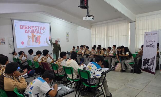 Impulsa Coatzacoalcos cultura de bienestar animal en escuelas secundarias