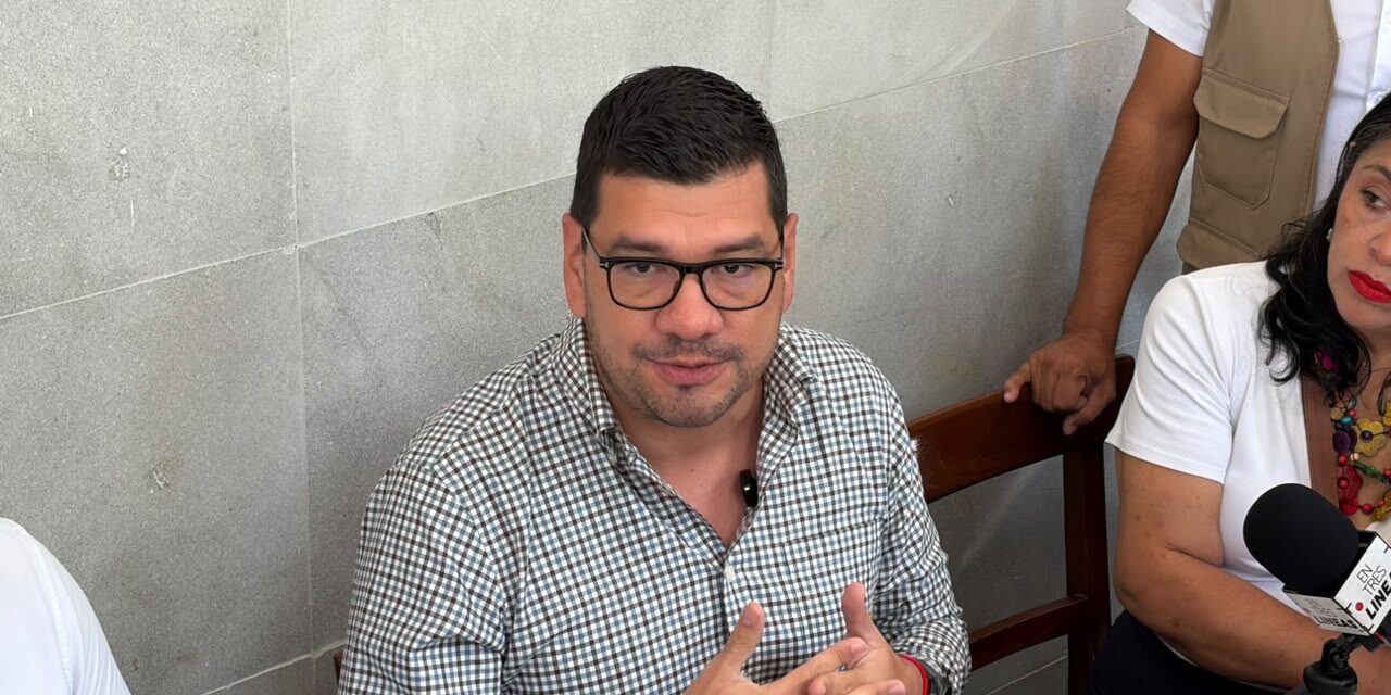 Reciben en Veracruz su beca ‘Rita Cetina’ más de 400 mil estudiantes de educación básica