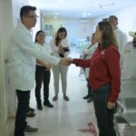 Rocío Nahle reconoce vocación del personal de salud del Hospital de José Azueta