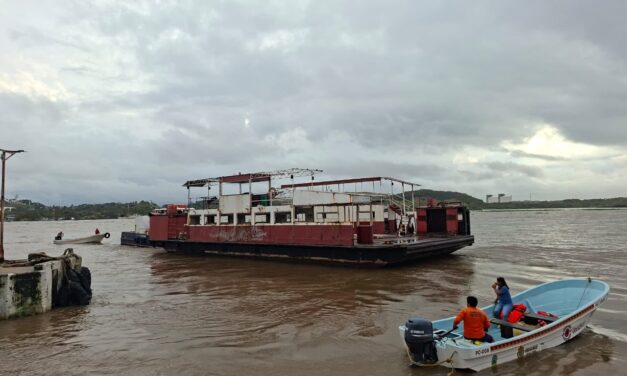 Envían a reparación el transbordador Laguna de Coapa; buscan recuperar operación de las dos embarcaciones en Coatzacoalcos