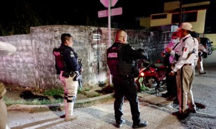 Implementan operativo para verificar transporte público y motocicletas