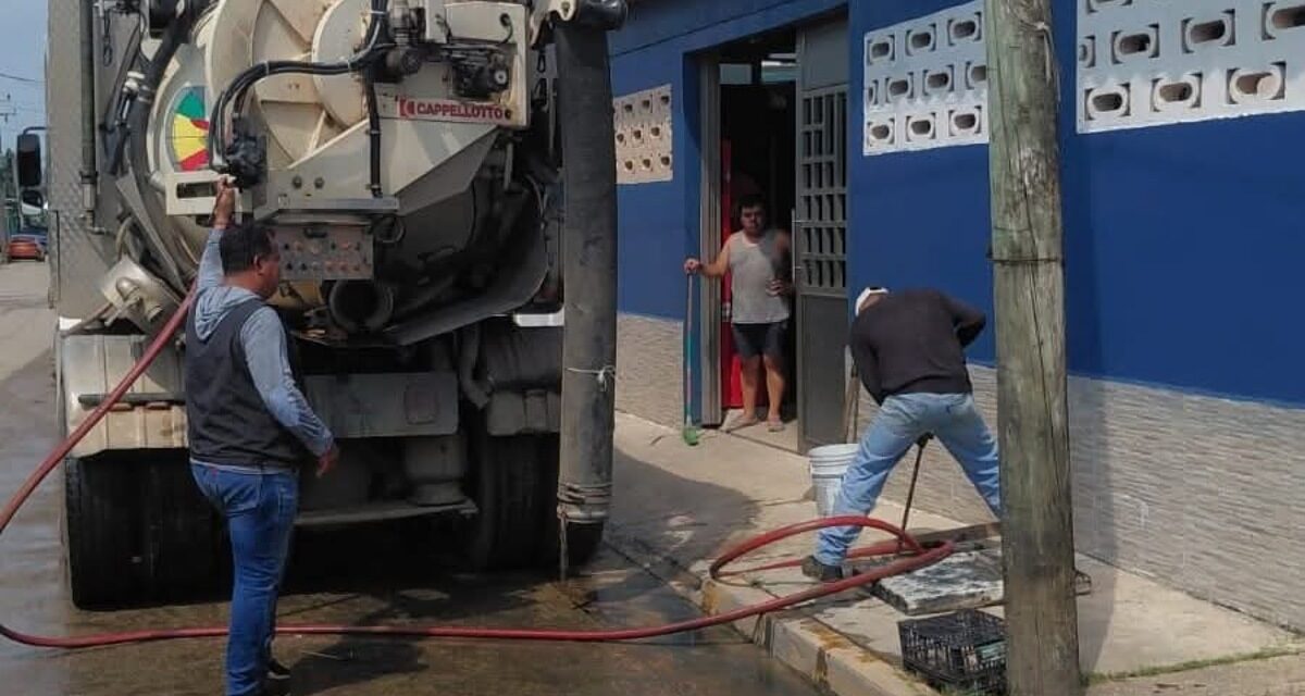 Mantiene Ayuntamiento de Coatzacoalcos intensa jornada de mantenimiento en fin de semana