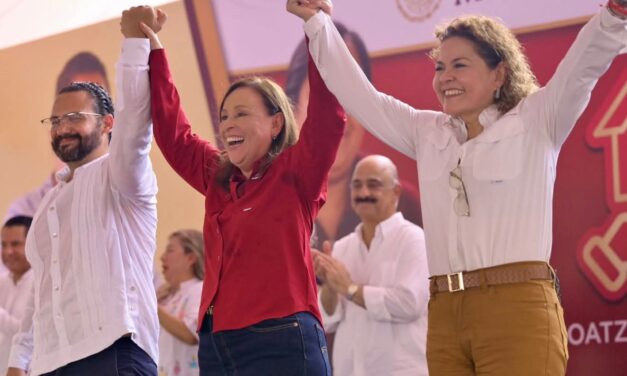 Doña Rocío cierra filas con Coatza con Pedro y Maggy 