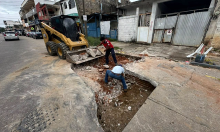 Avanza programa de rehabilitación urbana y atención a socavones en Coatzacoalcos