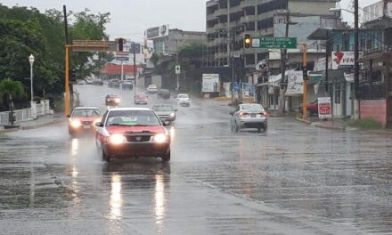 Huracán ‘Isaías’ en el Golfo de México se aleja del país, sin embargo, genera lluvias en el sur