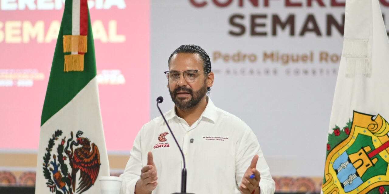 Coatzacoalcos encabeza avance estatal en alfabetización; alcalde destaca coordinación educativa