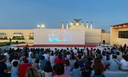 Invita Pedro Miguel Rosaldo a disfrutar del ciclo de cine de terror “Cine frente al mar” en Coatzacoalcos