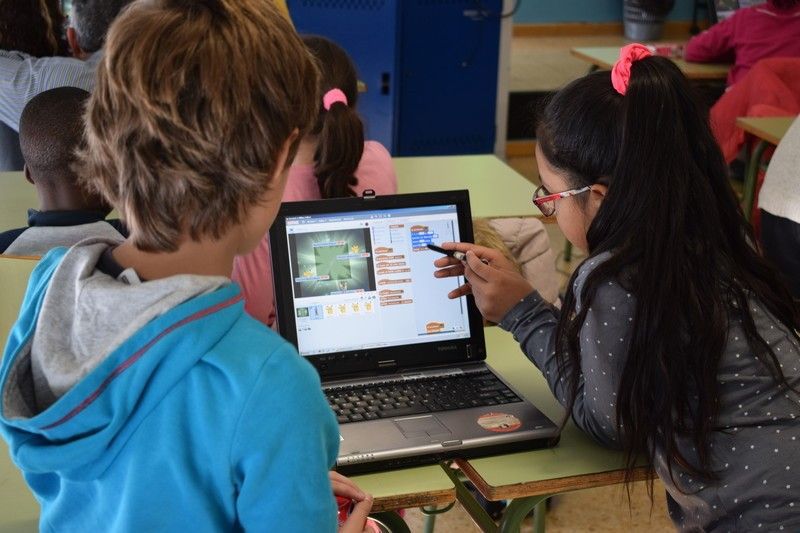 Presenta SNTE 32 ‘Conecta Seguro’, para que padres puedan resguadar a sus hijos en internet